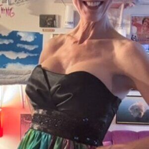 AMAZING rare unique dress and soooo colorful!!!